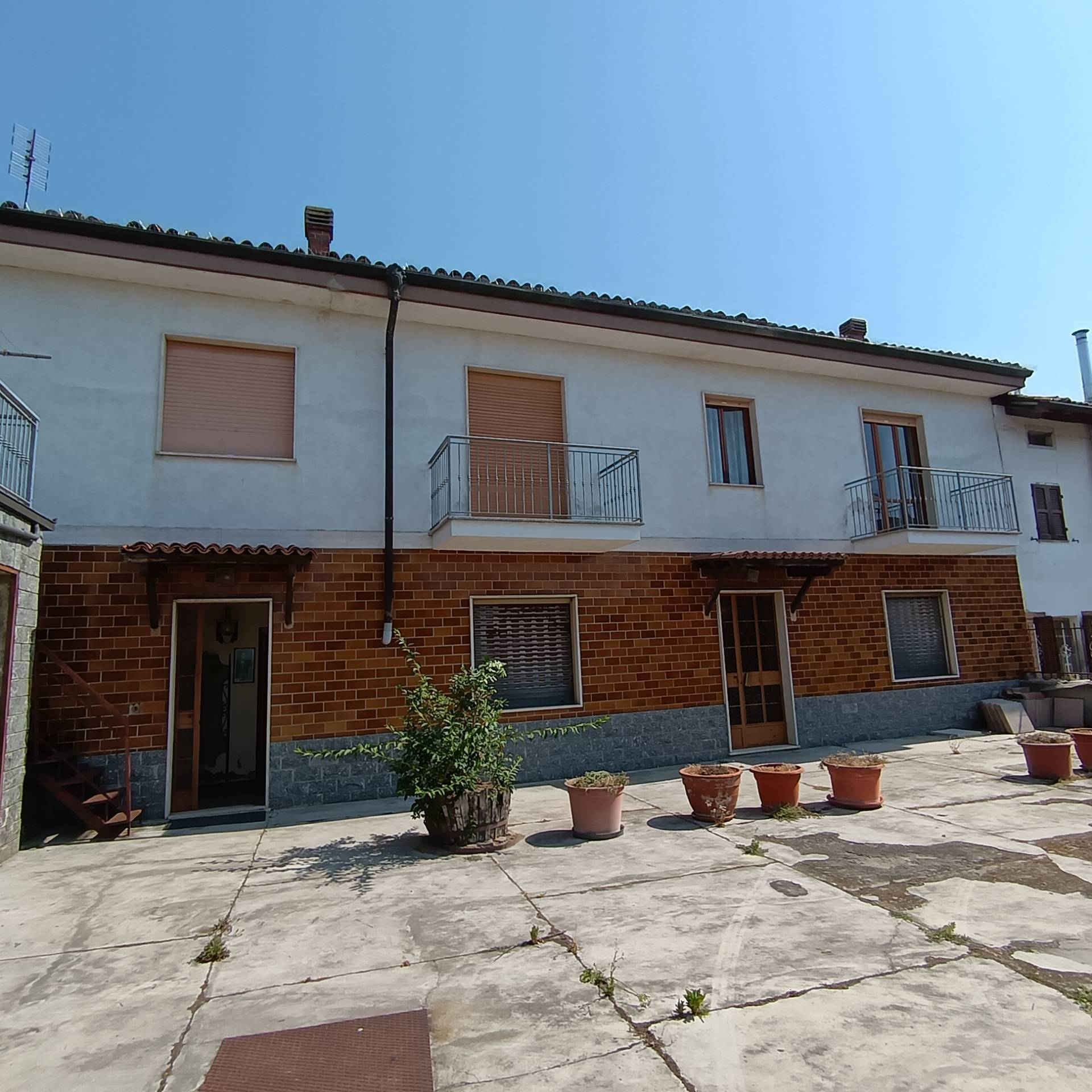 Porzione di casa in vendita a Isola d'Asti, Paese