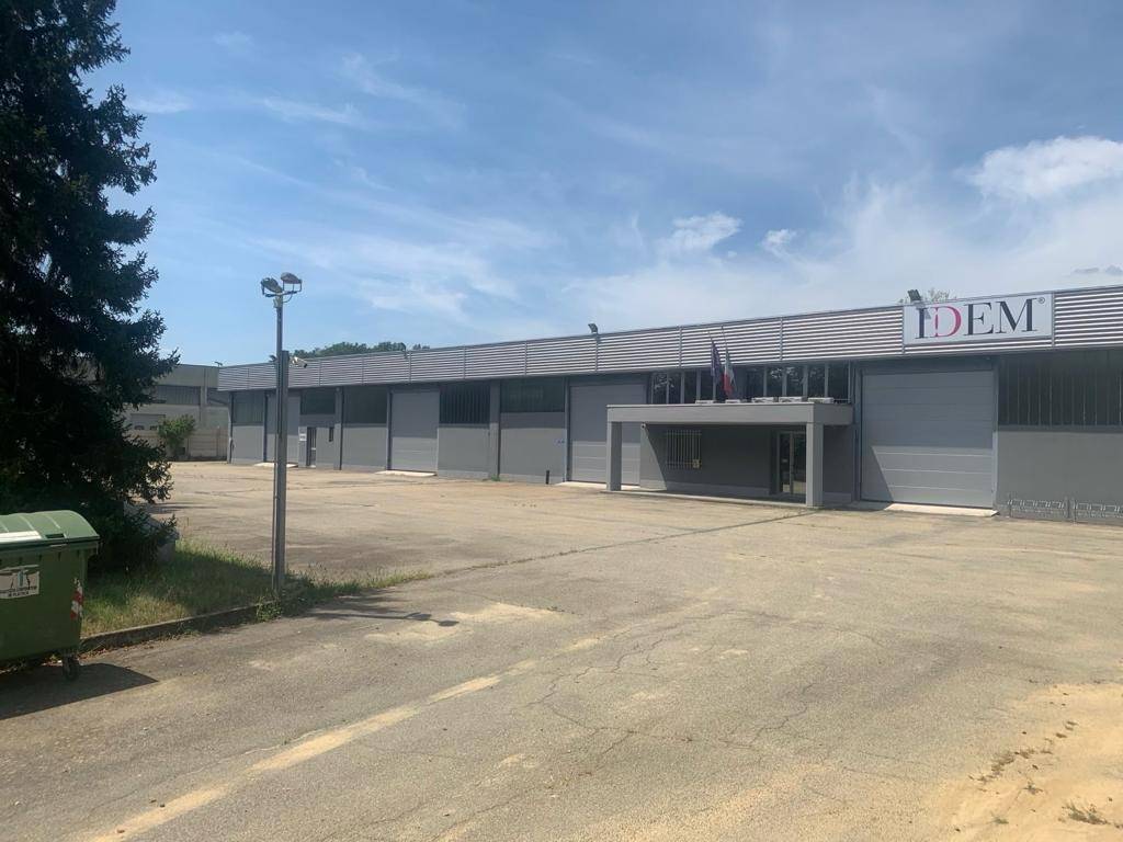 Capannone in vendita a Castell'Alfero, Industriale