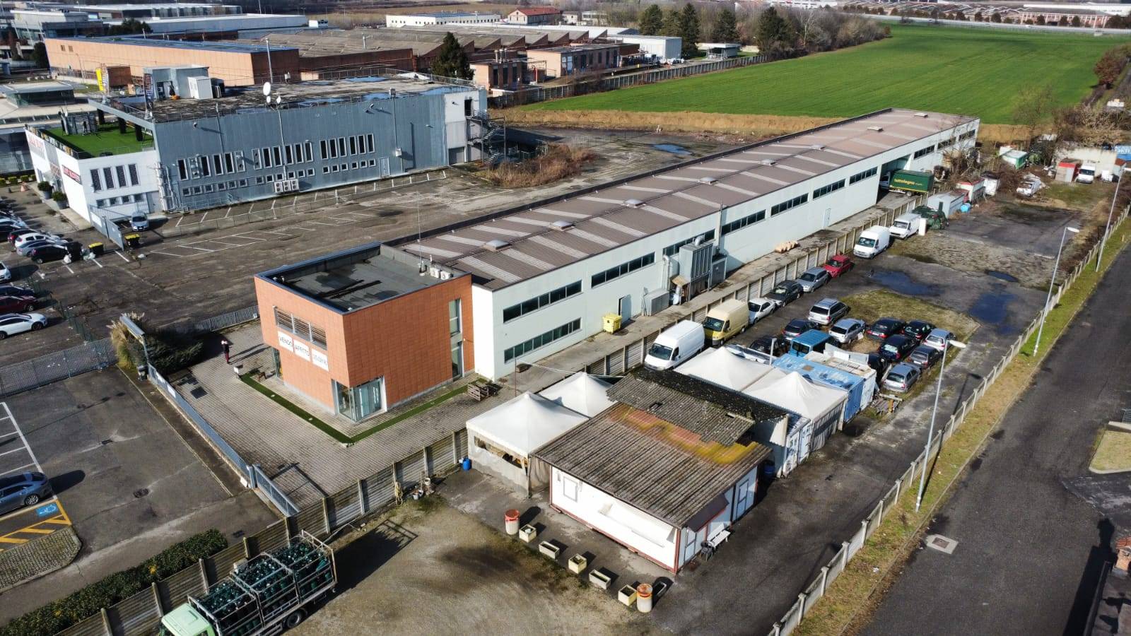 Locale commerciale in vendita a Asti, Asti