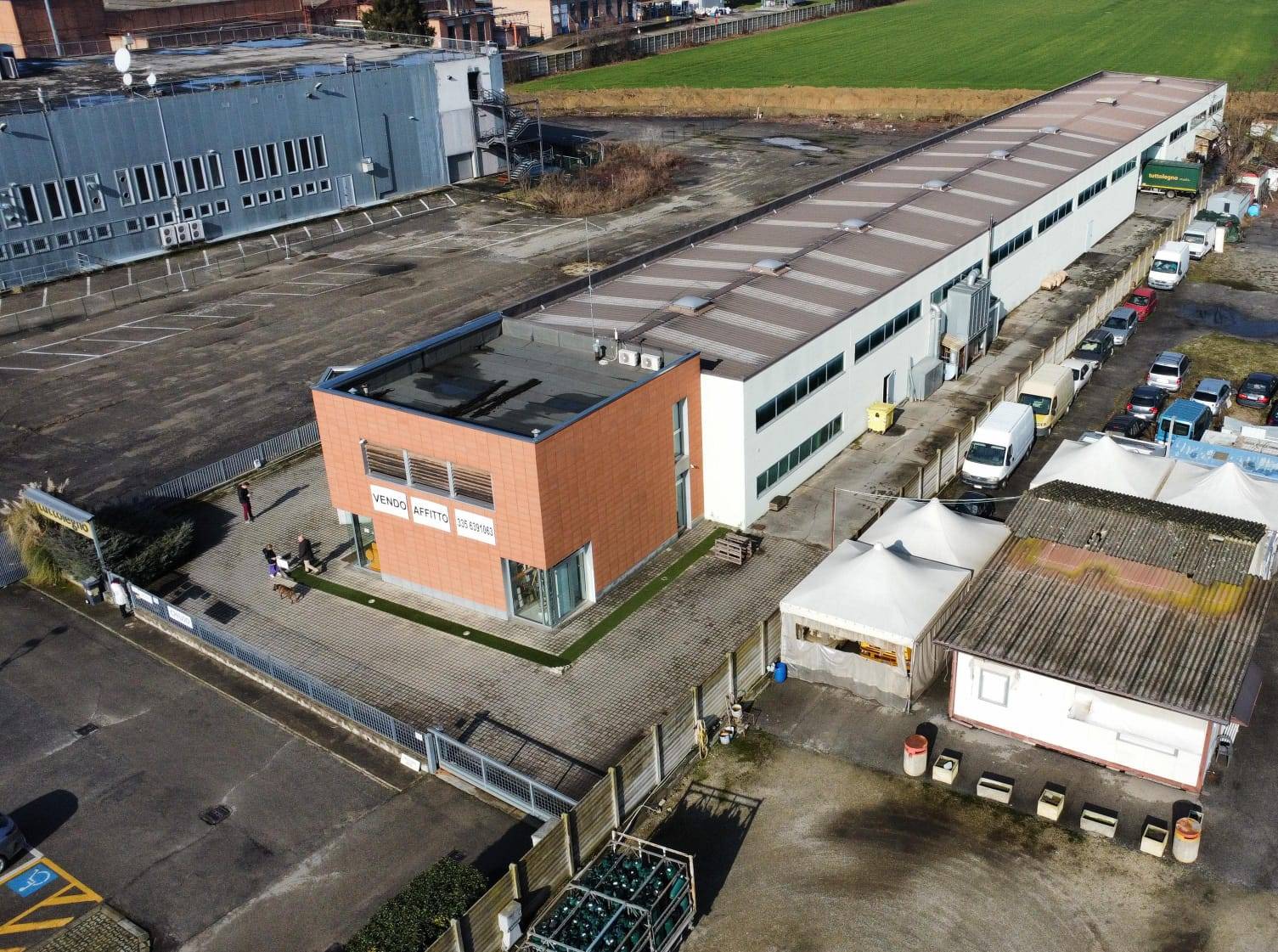 Locale commerciale in vendita a Asti, Asti