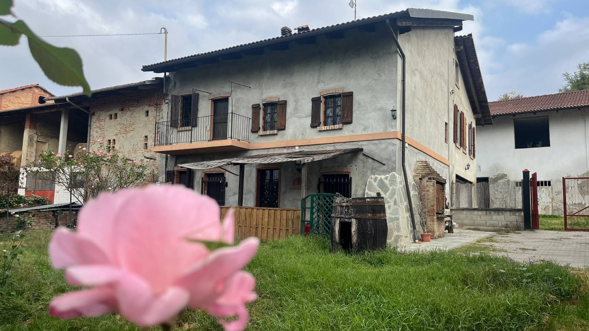 Cascina in vendita a Robella, Cortiglione