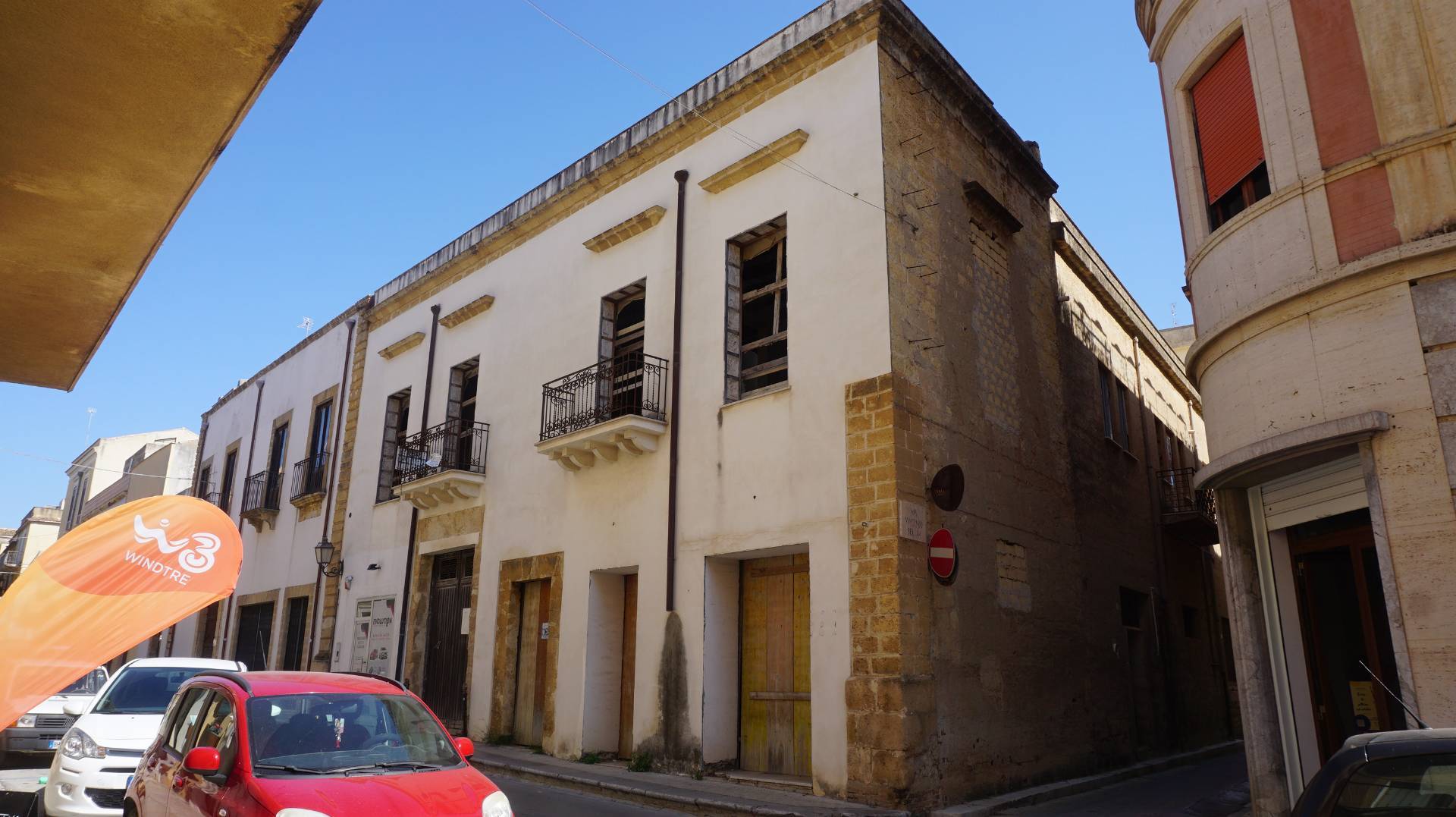 Palazzo/Stabile in vendita a Castelvetrano, Castelvetrano Citt