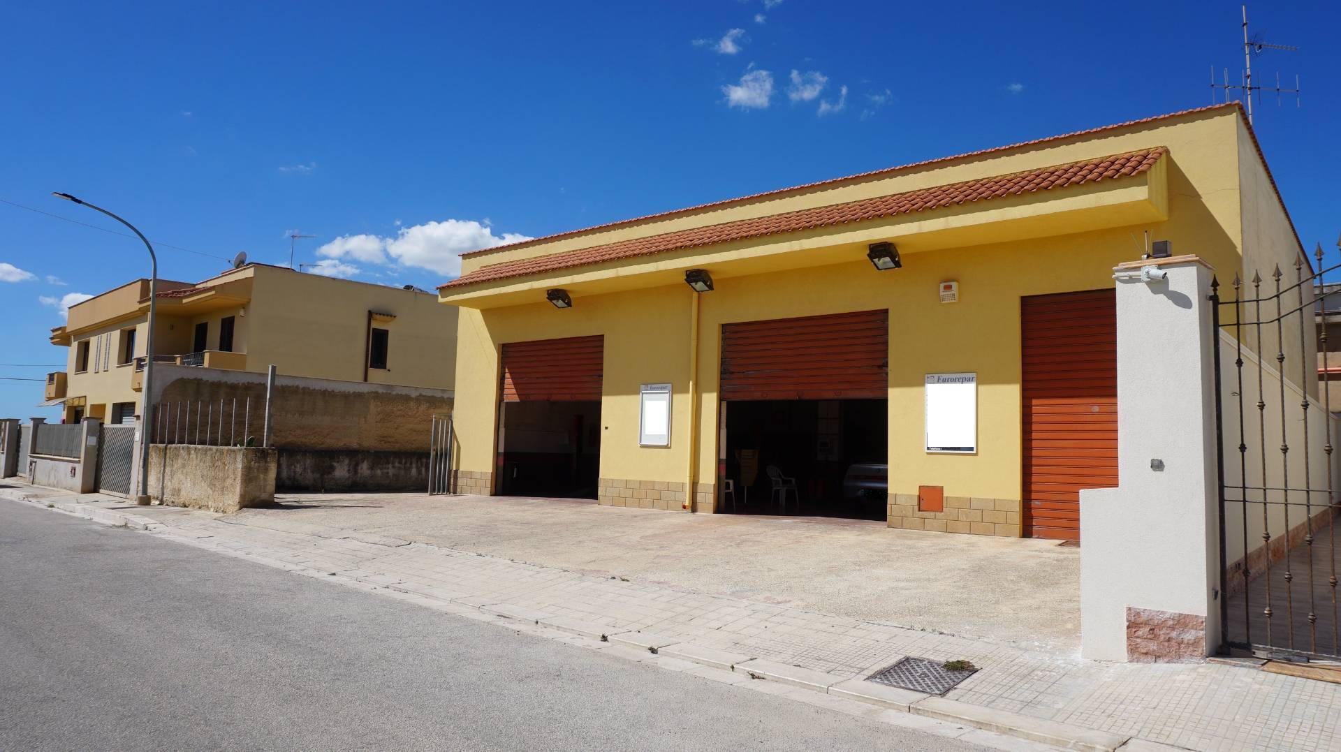 Opificio in vendita a Castelvetrano, Castelvetrano Citt