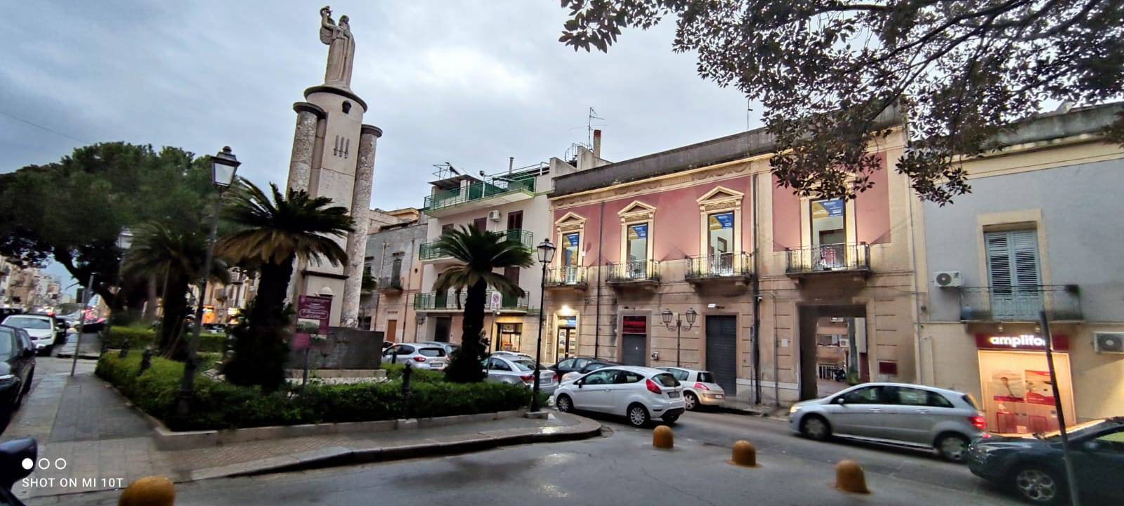 Studio/Ufficio in affitto a Castelvetrano, Centro Storico