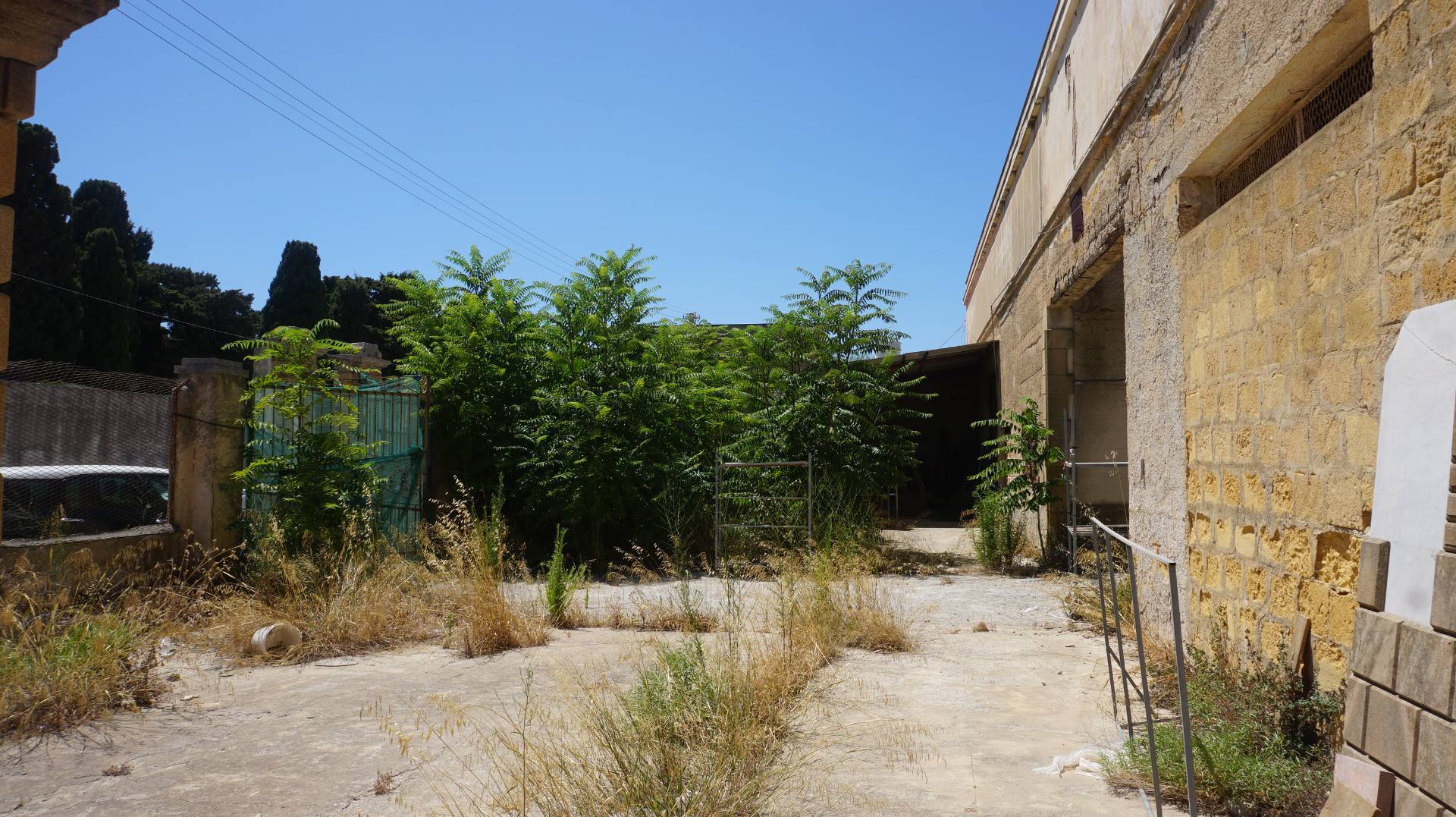 Capannone in vendita a Castelvetrano, Castelvetrano Citt