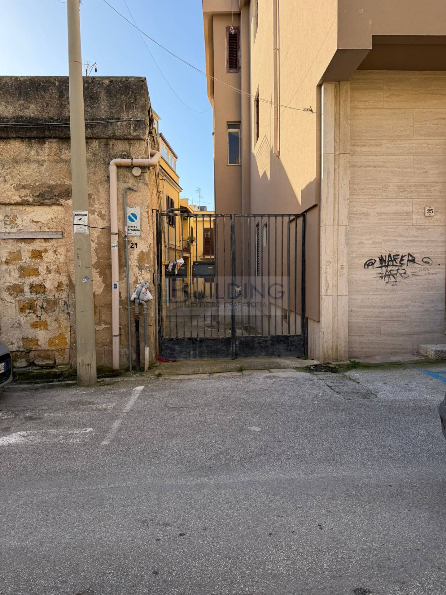 Appartamento con accesso indipendente in affitto a Castelvetrano, Centro Storico
