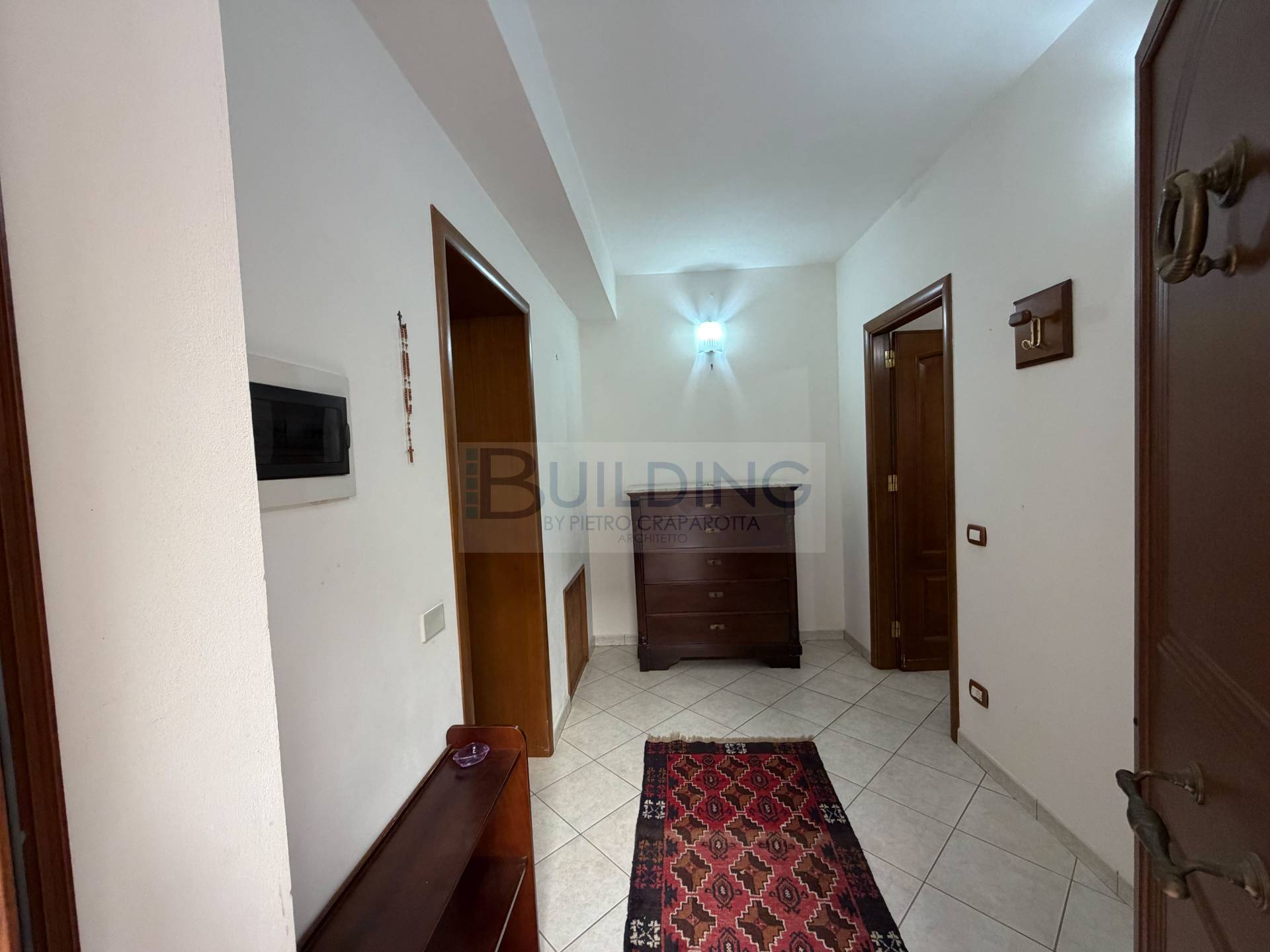 Appartamento con accesso indipendente in affitto a Castelvetrano, Centro Storico