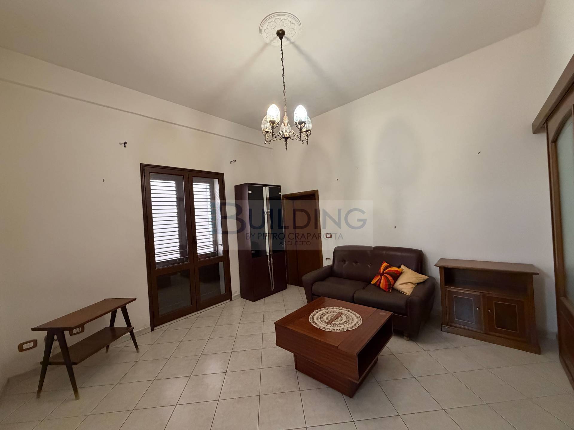 Appartamento con accesso indipendente in affitto a Castelvetrano, Centro Storico