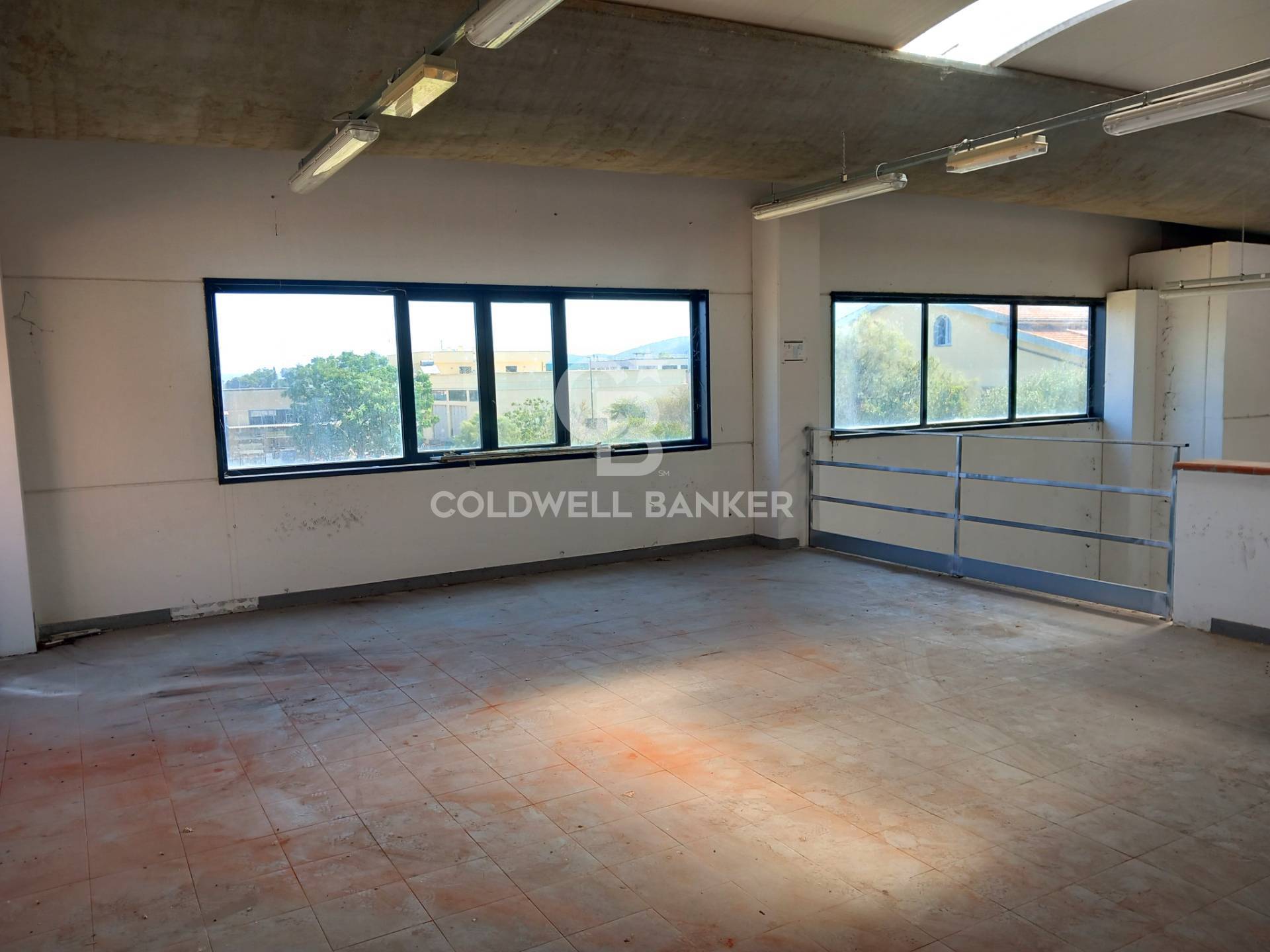 Locale commerciale in vendita a Orbetello, Albinia