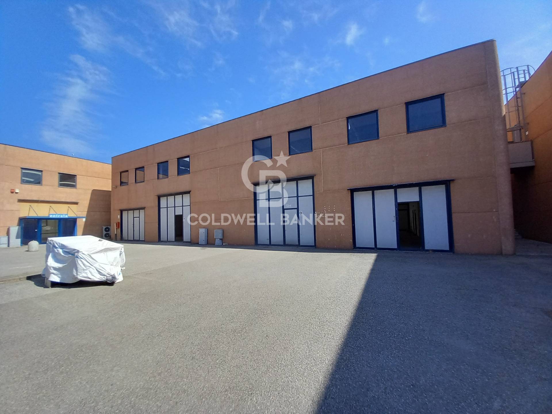 Locale commerciale in vendita a Orbetello, Albinia