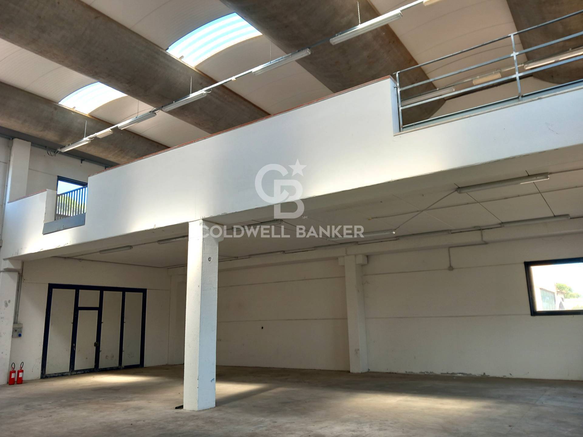 Locale commerciale in vendita a Orbetello, Albinia