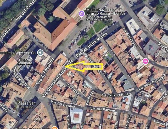 Locale commerciale in vendita a Viterbo