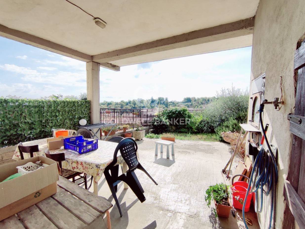 Appartamento in vendita a Gradoli