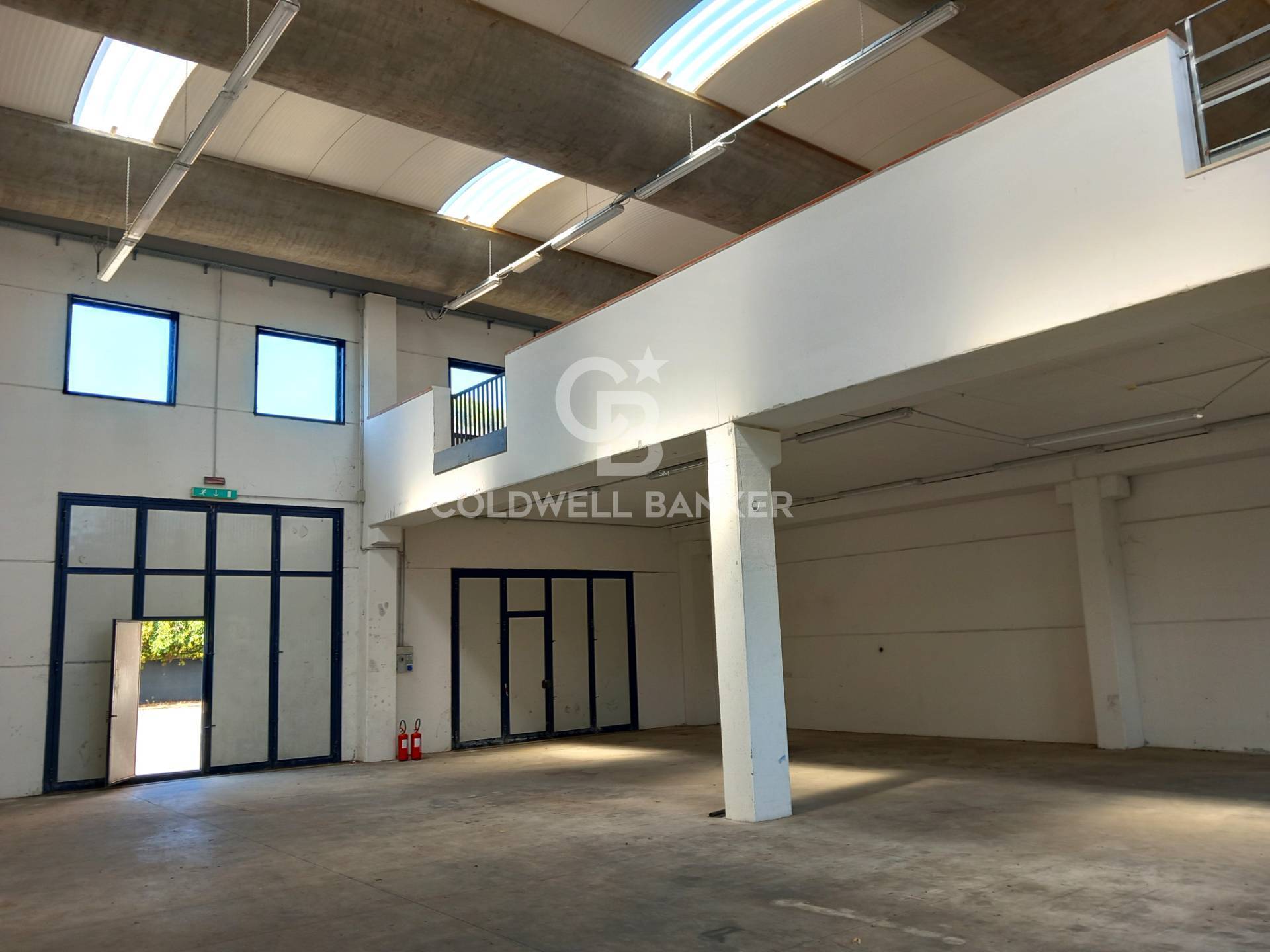 Locale commerciale in vendita a Orbetello, Albinia