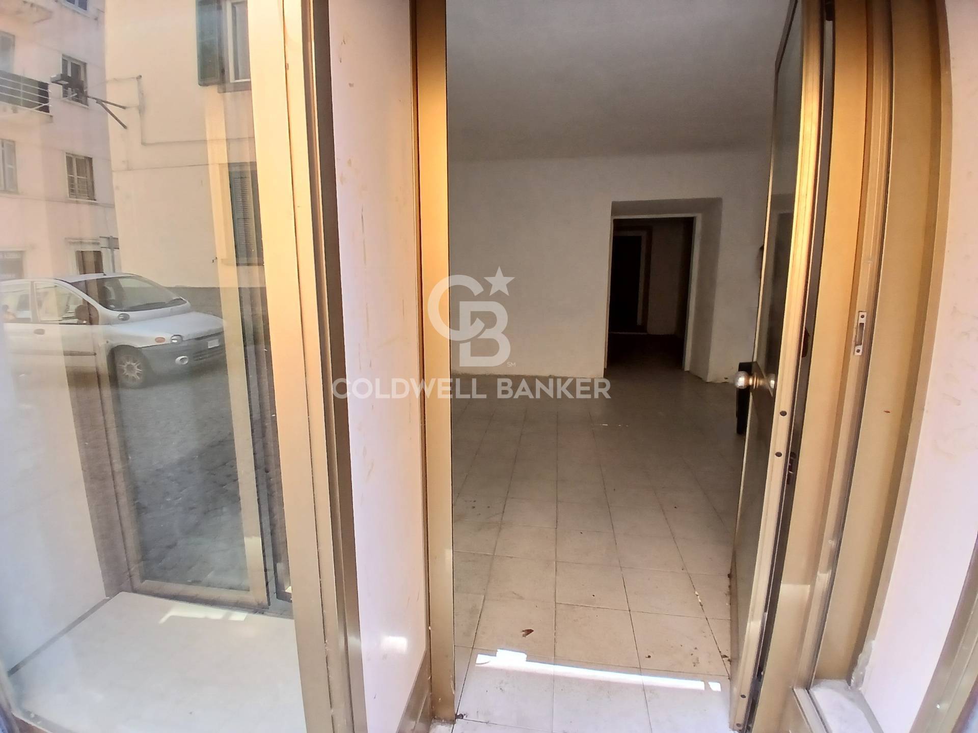 Locale commerciale in vendita a Viterbo