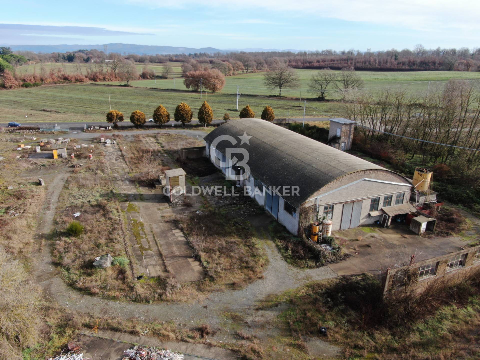 Capannone industriale in vendita a Castel Giorgio