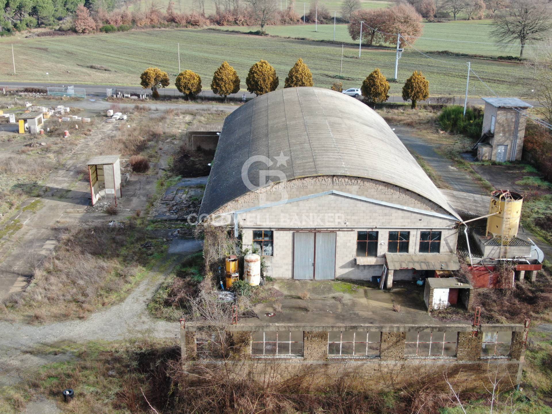 Capannone industriale in vendita a Castel Giorgio