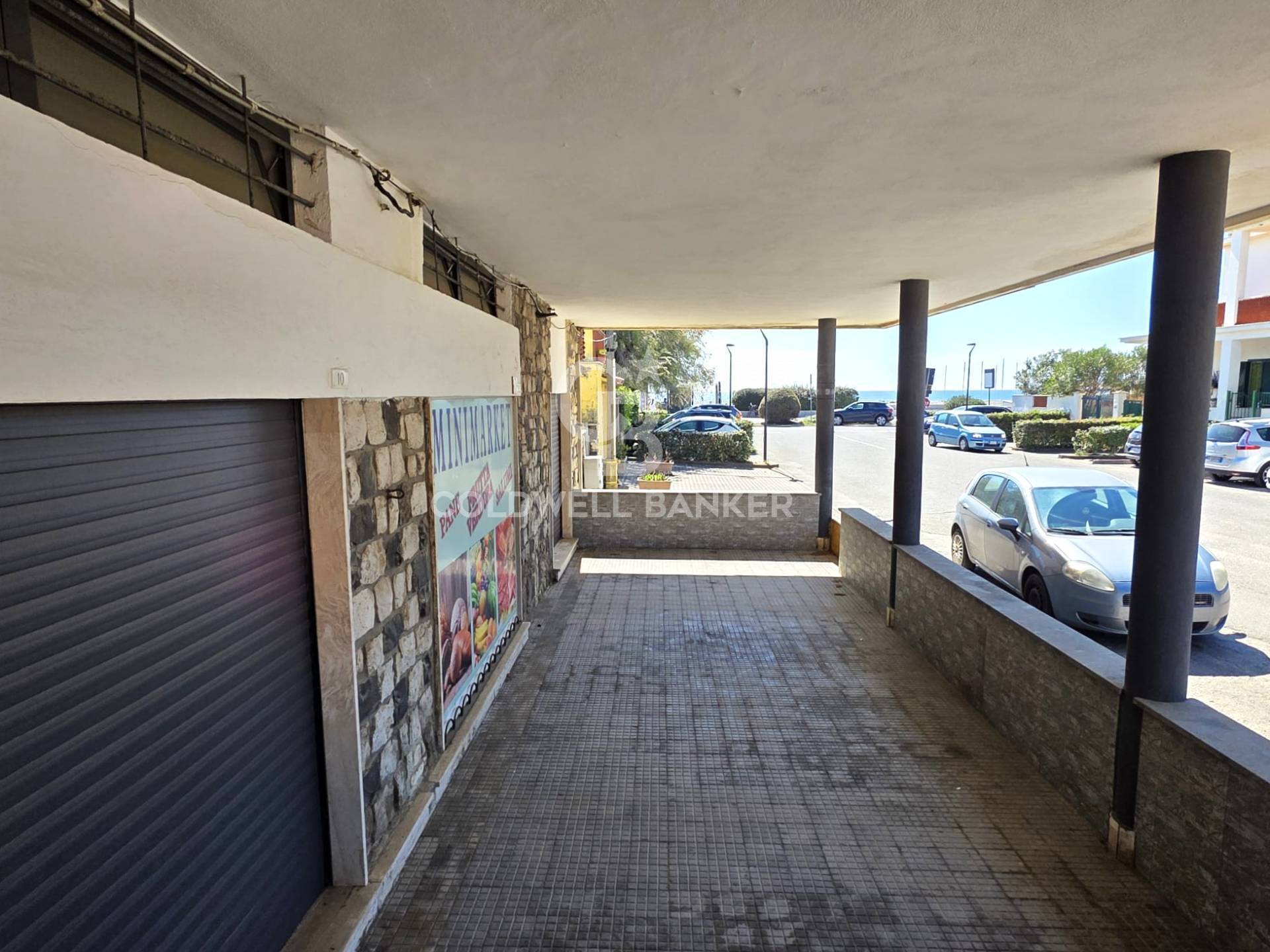 Locale commerciale in affitto a Montalto di Castro, Montalto Marina