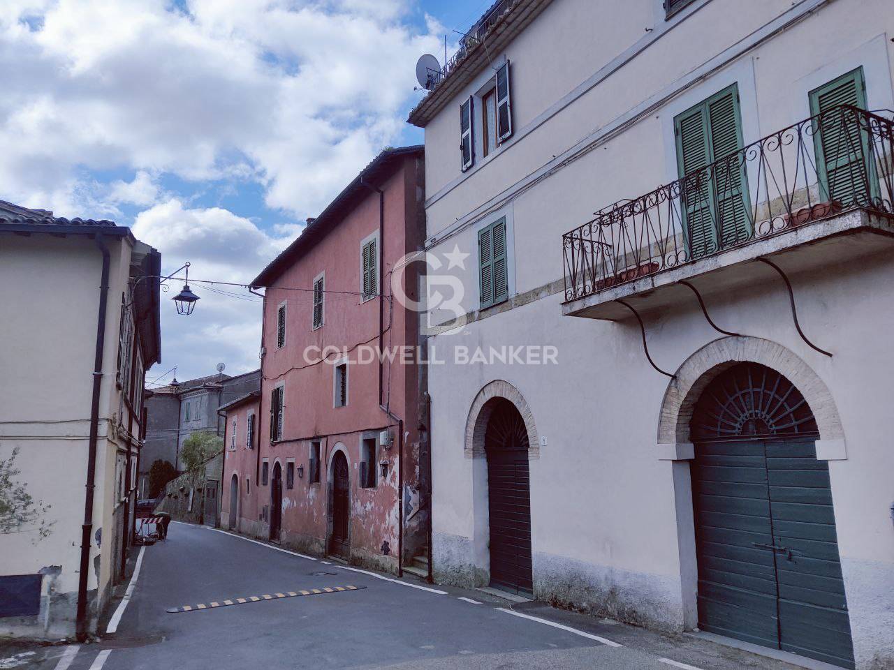 Appartamento indipendente in vendita a Latera