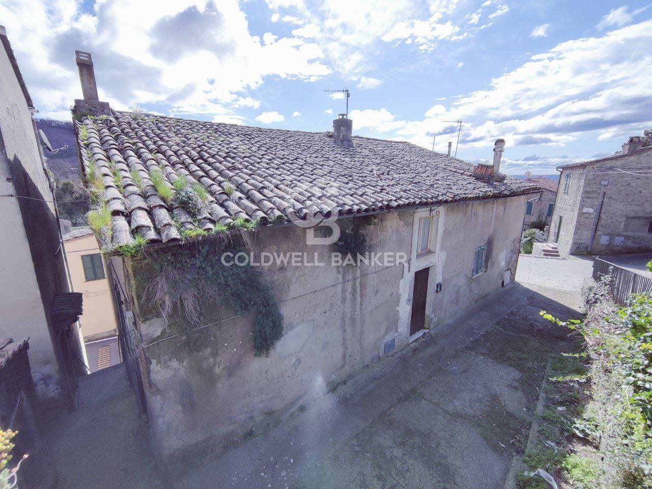 Appartamento indipendente in vendita a Latera