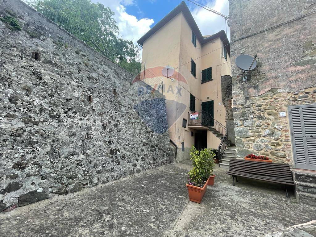 Casa indipendente con terrazzo, Bagni di Lucca casoli