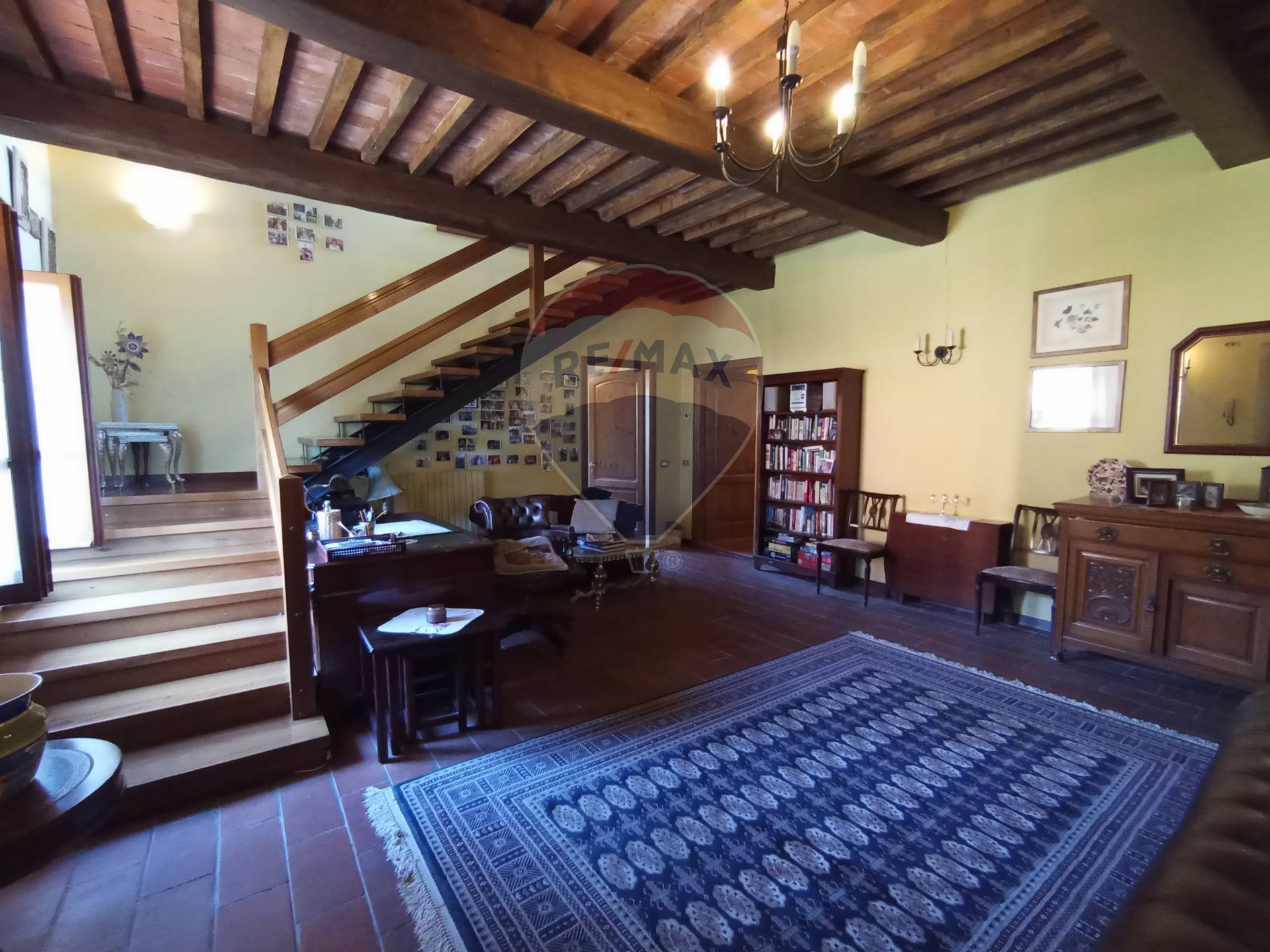 Villa con terrazzo a Barga