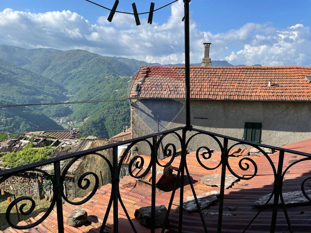 Casa indipendente in vendita, Bagni di Lucca granaiola