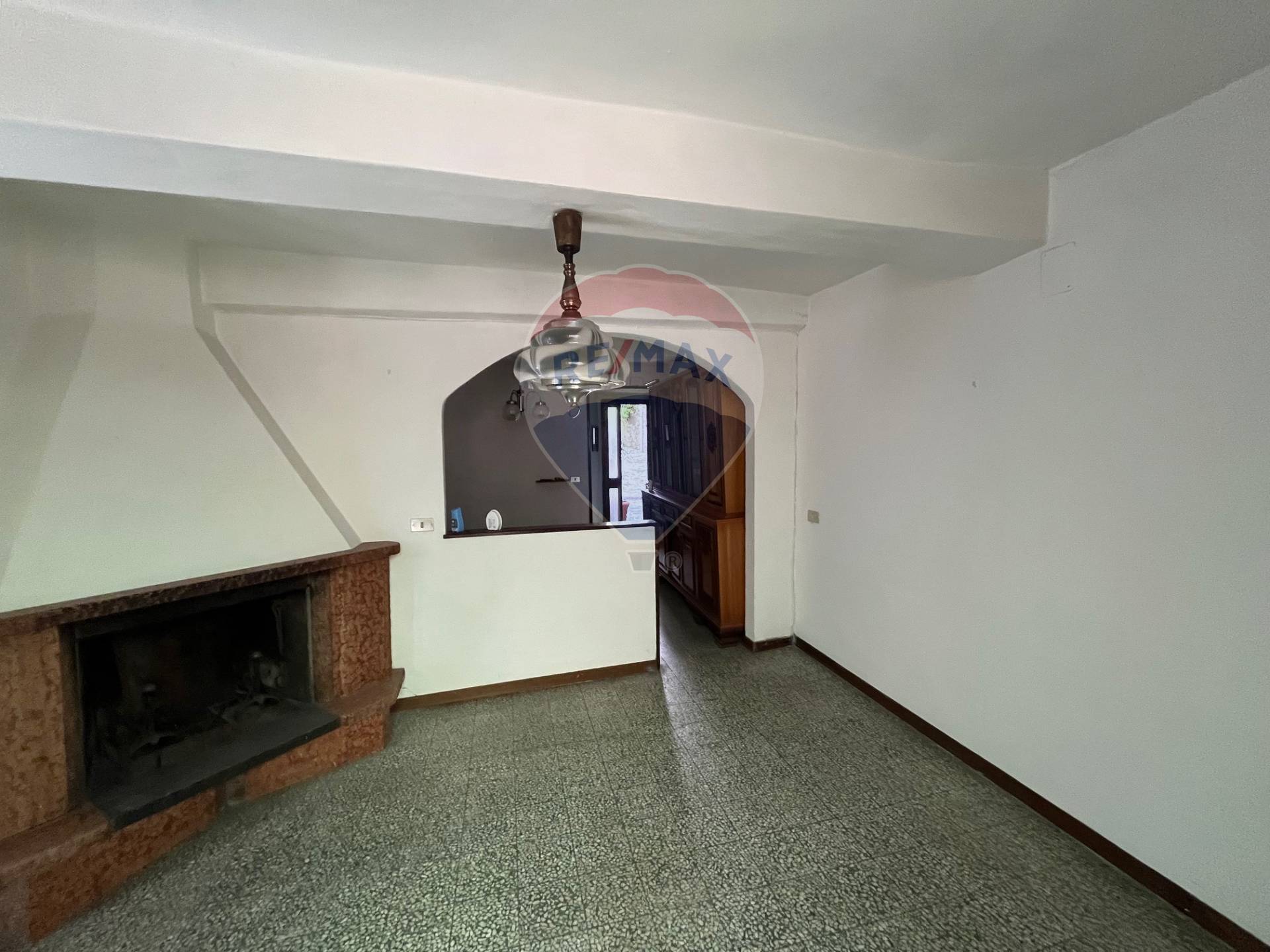 Casa indipendente con terrazzo, Coreglia Antelminelli ghivizzano