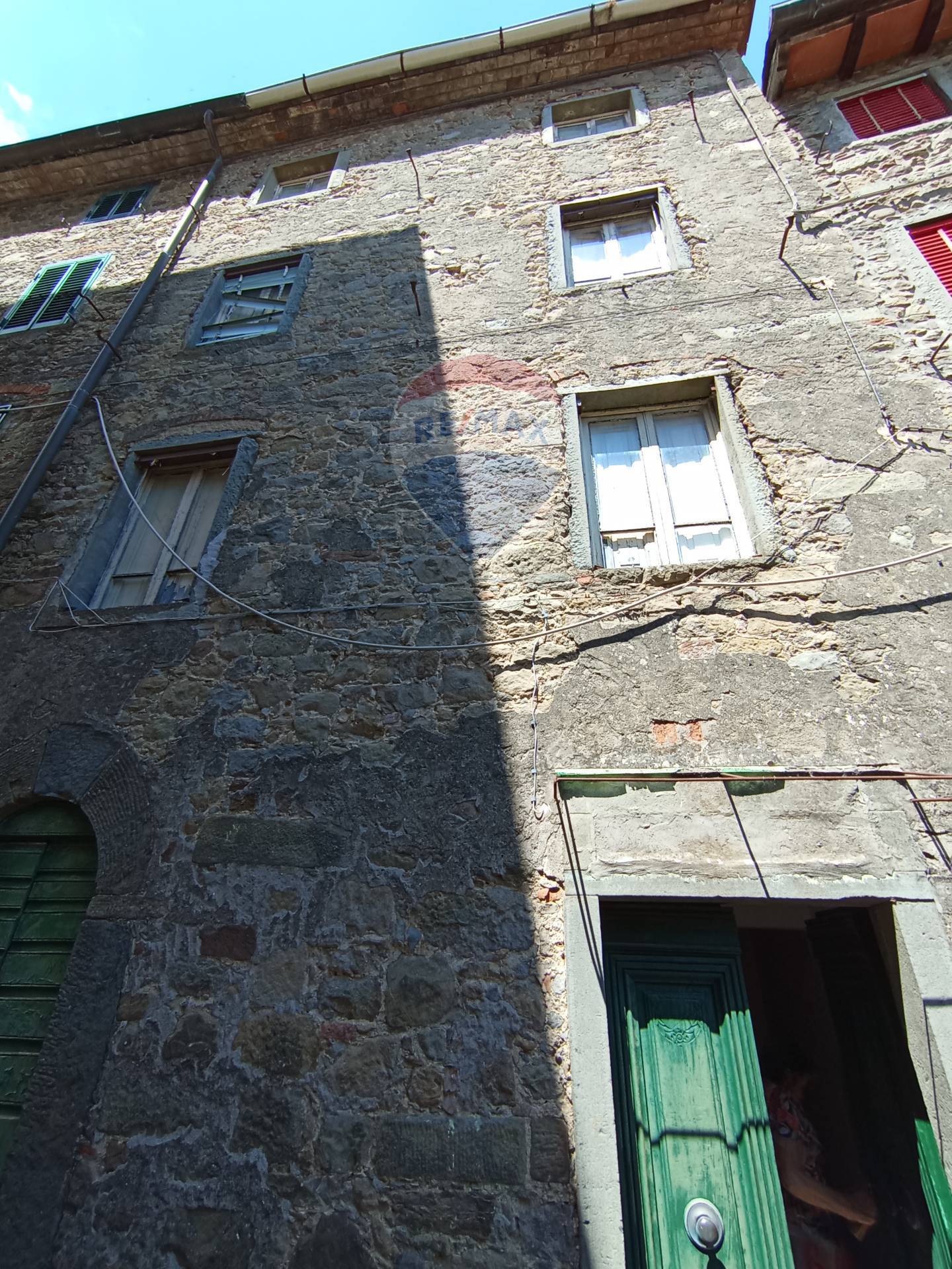 Casa indipendente con terrazzo, Villa Basilica boveglio