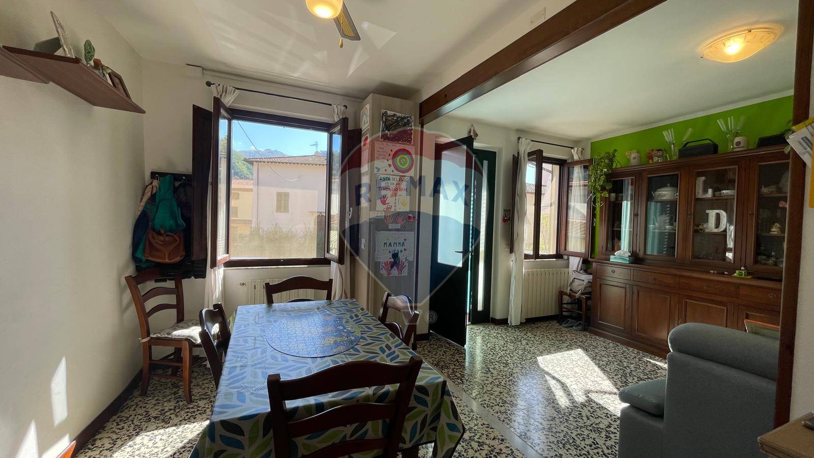 Casa Indipendente in vendita a Bagni di Lucca, Fornoli