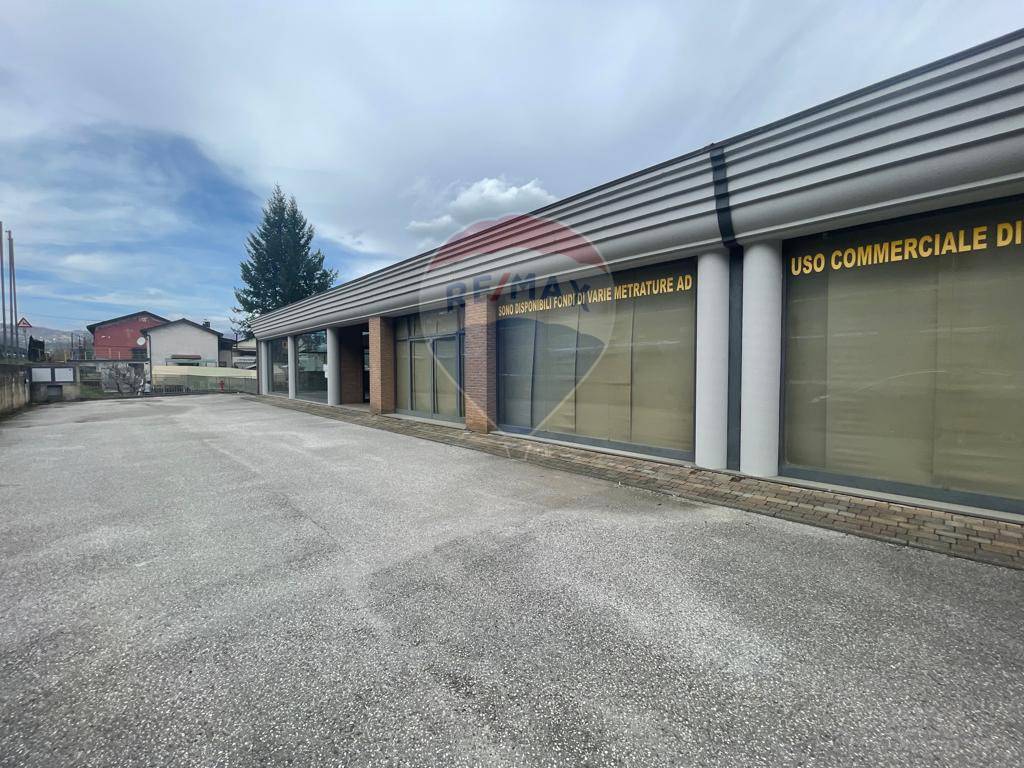 Commerciale Altro in affitto a Gallicano