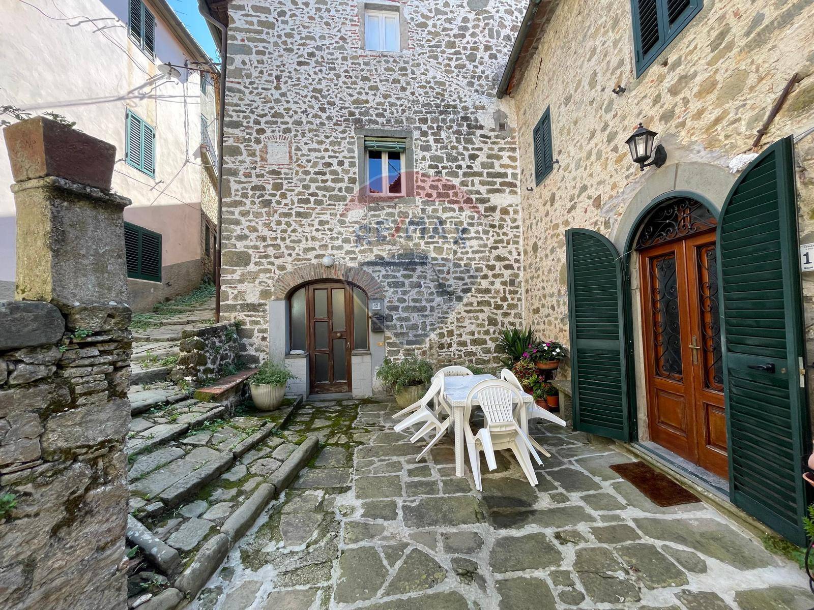 Porzione di casa in vendita a Bagni di Lucca, Casabasciana