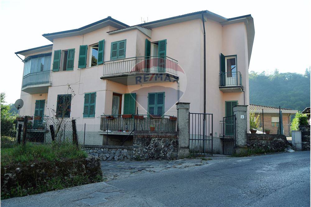 Appartamento in vendita a Bagni di Lucca, Centro