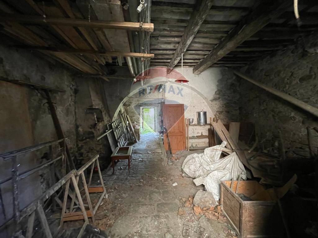 Casa Indipendente in vendita a Bagni di Lucca, Centro