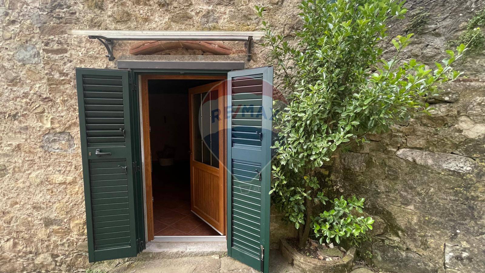 Casa Indipendente in vendita a Bagni di Lucca, San Cassiano di Cotroni
