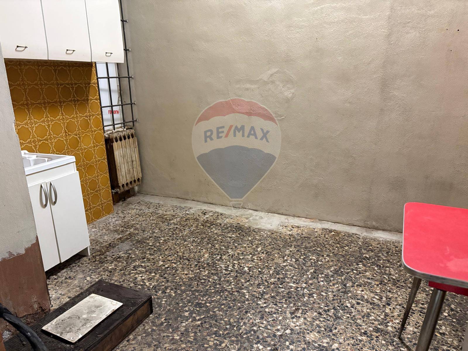 Locale Commerciale in vendita a Barga, Fornaci di Barga