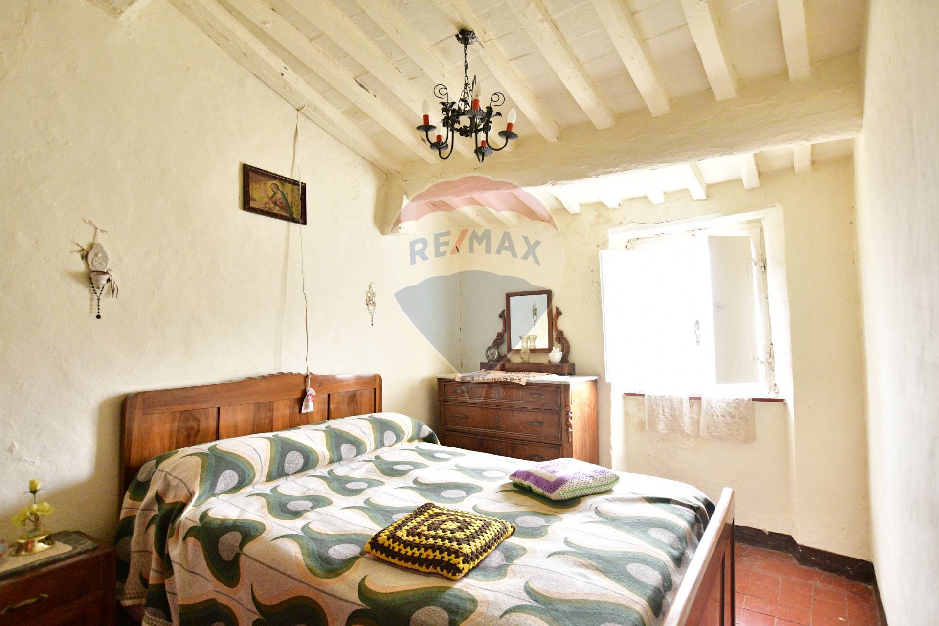 Casa Semindipendente in vendita a Villa Basilica, Colognora