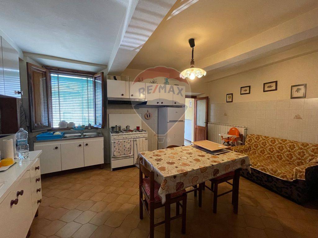 Casa Semindipendente in vendita a Bagni di Lucca, San Cassiano di Cotroni