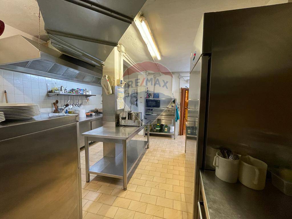 Ristorante in vendita a Bagni di Lucca, Fornoli