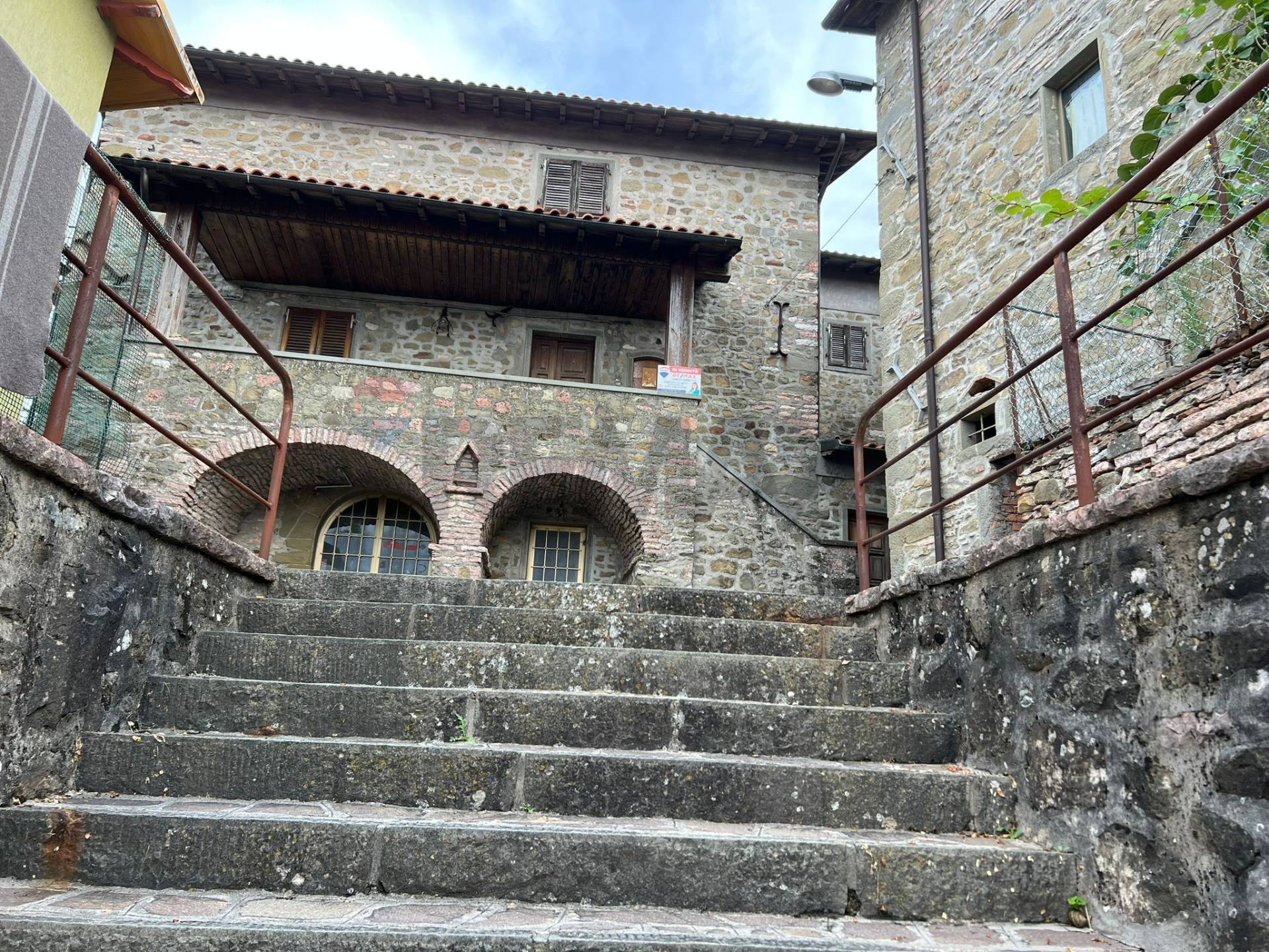 Casa Semindipendente in vendita a Villa Collemandina, Sassorosso