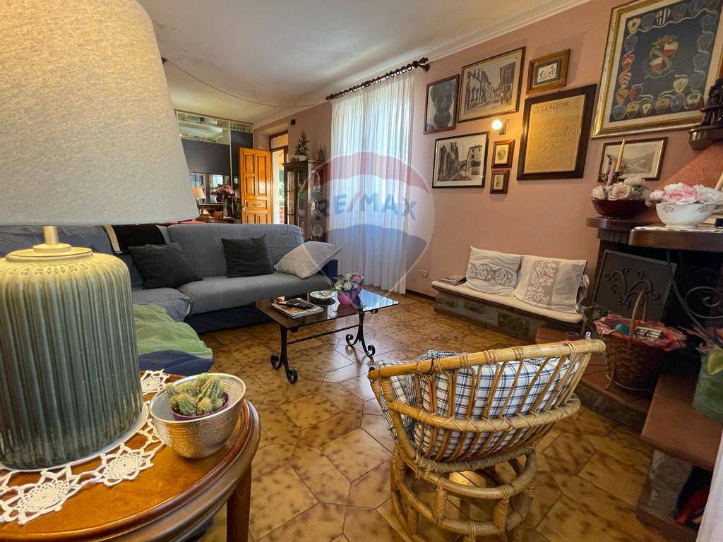 Casa Indipendente in vendita a Bagni di Lucca, Fornoli