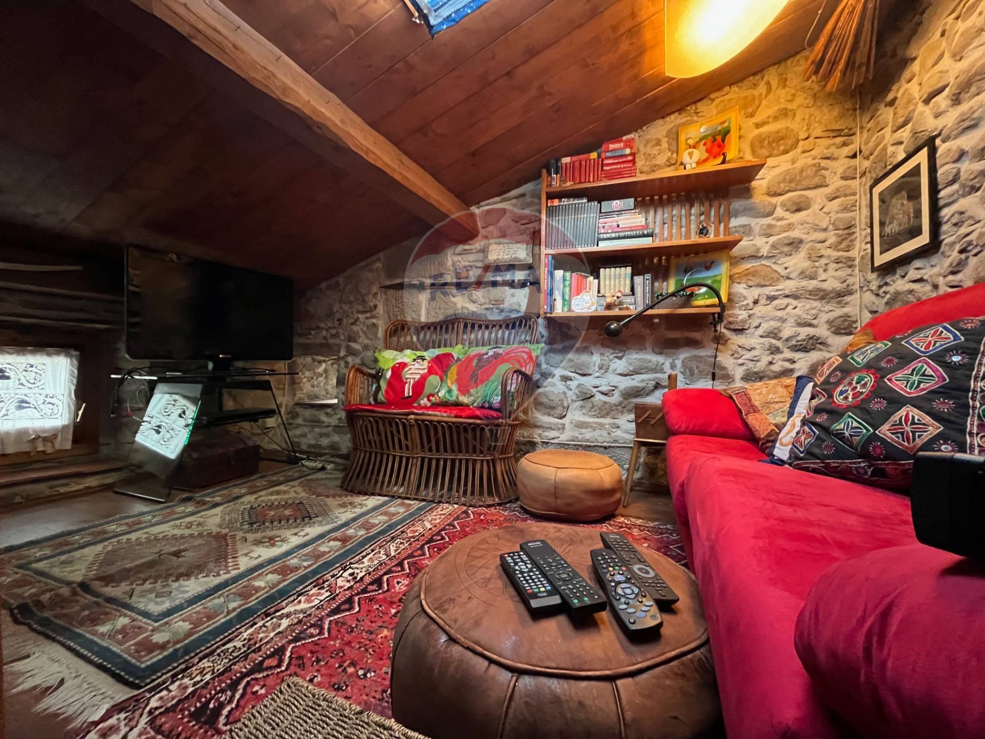 Casa Semindipendente in vendita a Bagni di Lucca, Crasciana