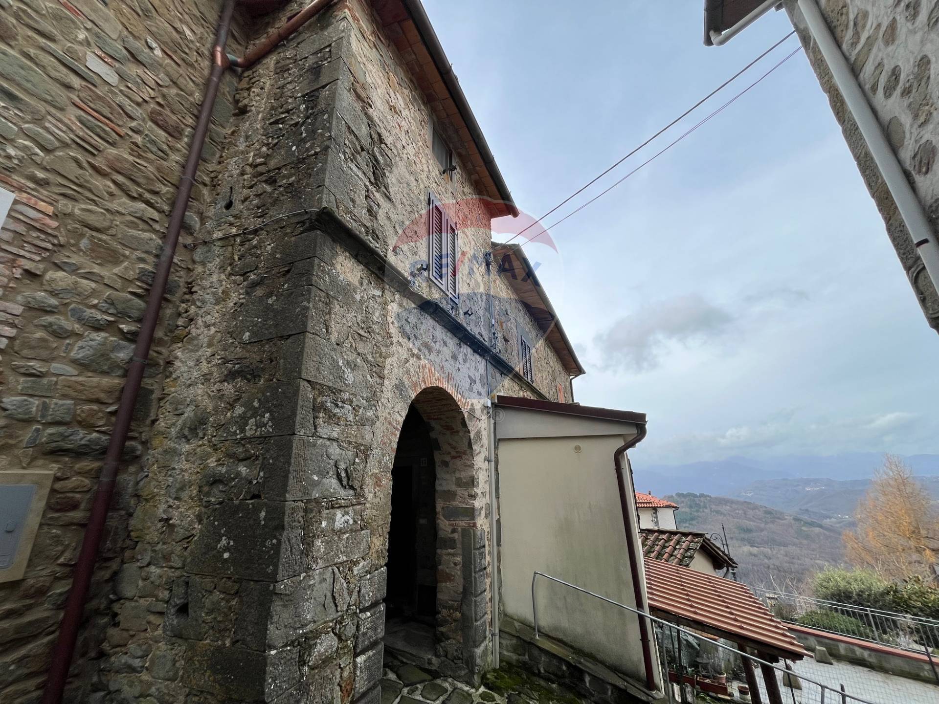 Casa Semindipendente in vendita a Bagni di Lucca, Crasciana