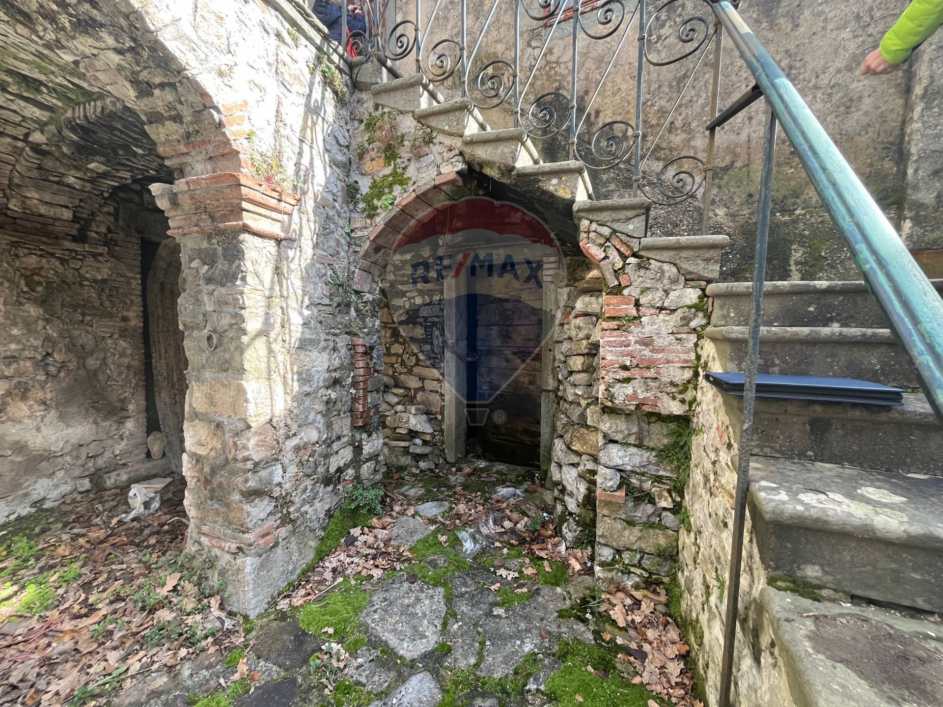 Casa Semindipendente in vendita a Bagni di Lucca, San Cassiano di Cotroni