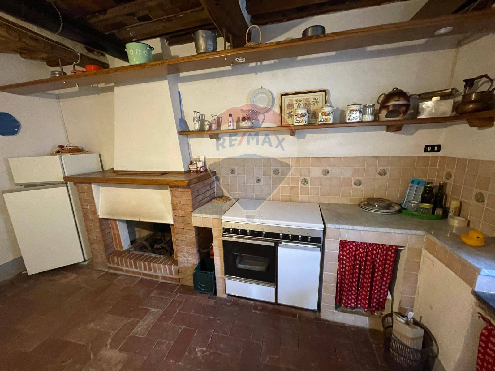 Casa Semindipendente in vendita a Borgo a Mozzano, San Romano