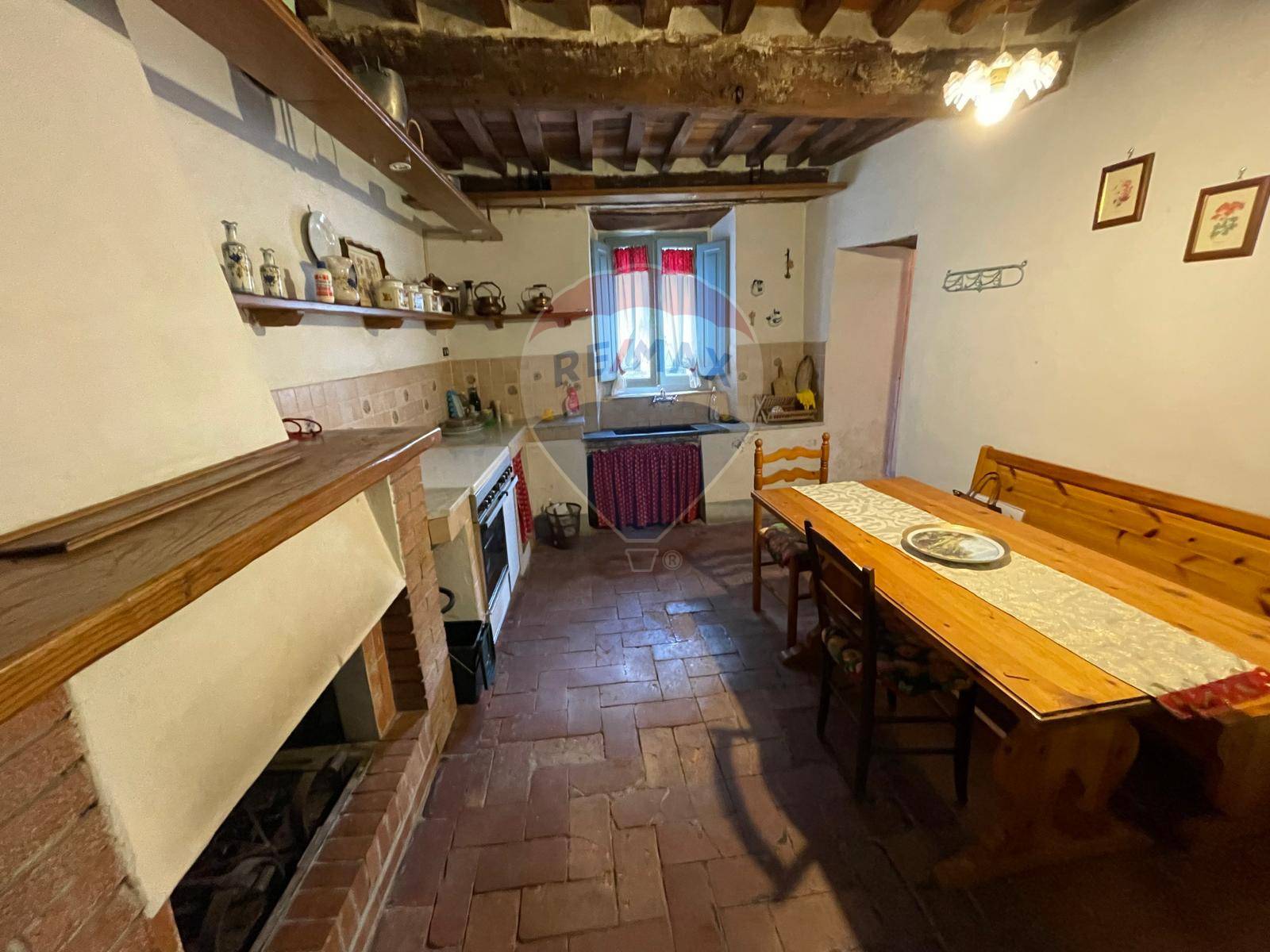 Casa Semindipendente in vendita a Borgo a Mozzano, San Romano