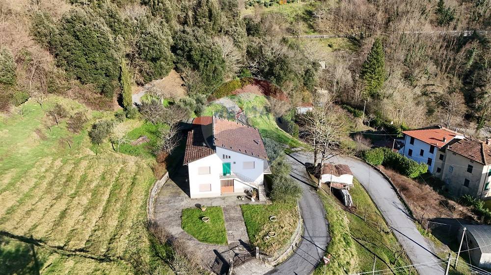 Villa singola in vendita a Bagni di Lucca, Cocciglia
