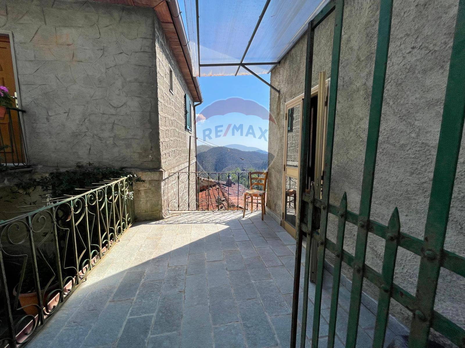 Casa Indipendente in vendita a Bagni di Lucca, Montefegatesi