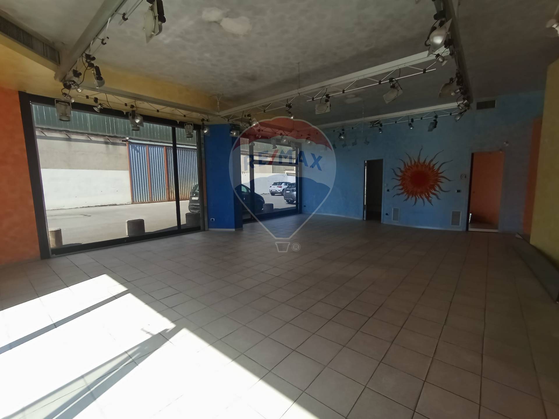 Negozio in affitto a Lucca, San Vito