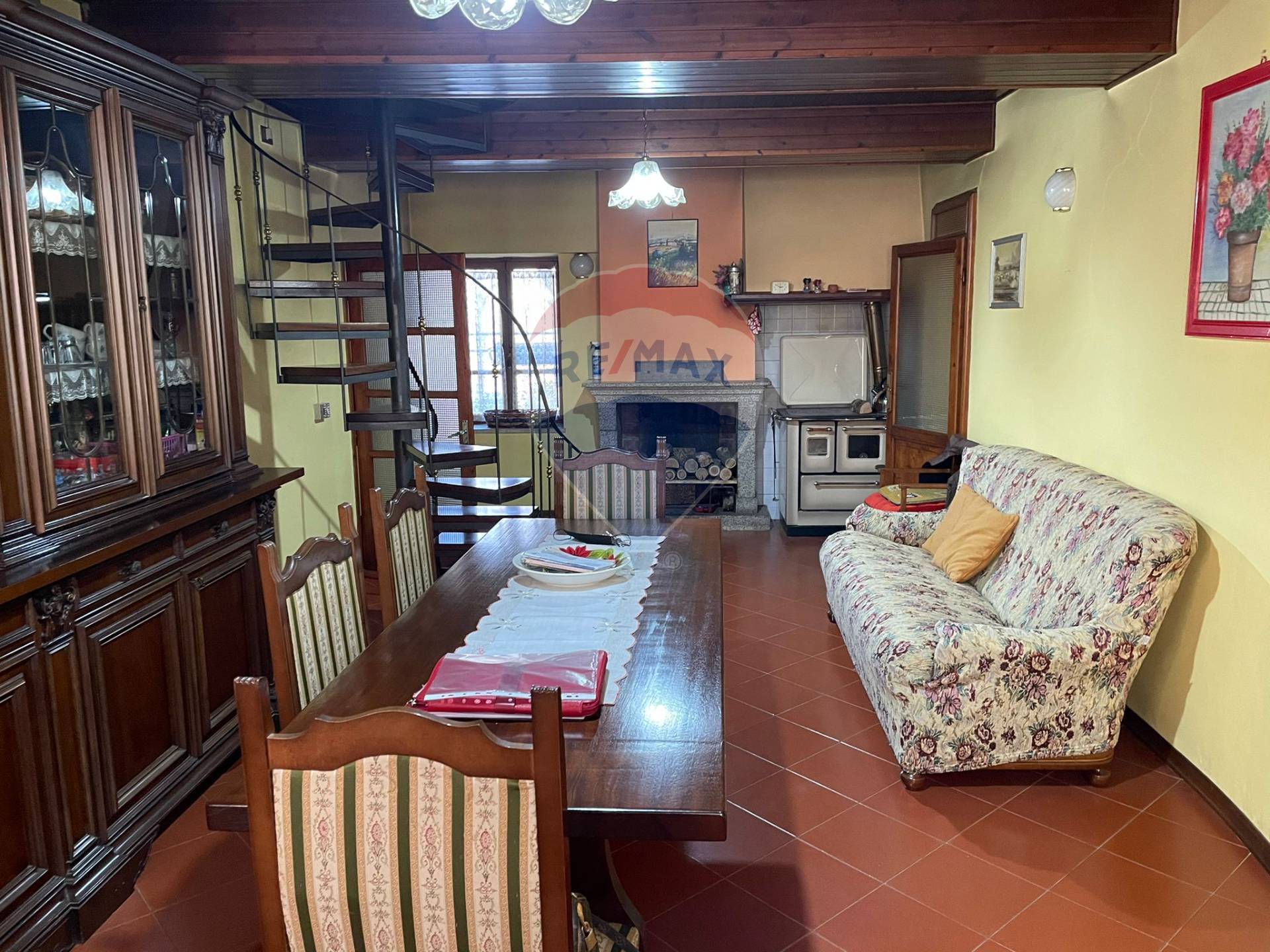 Casa Semindipendente in vendita a Borgo a Mozzano, Piano della Rocca